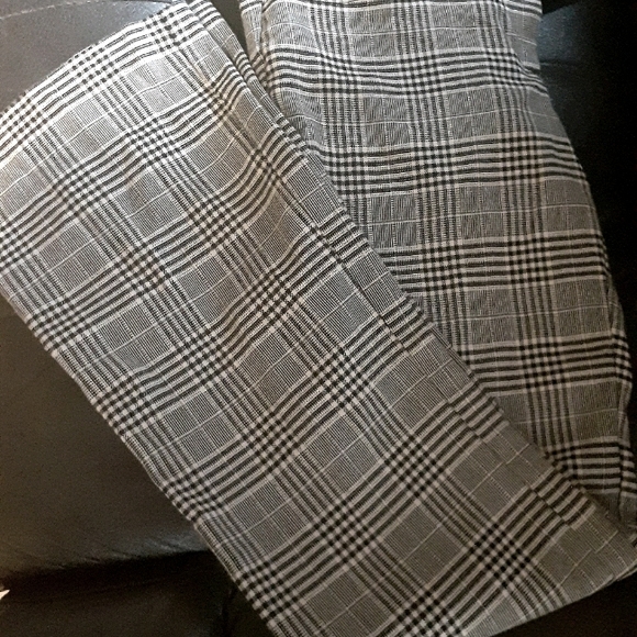 Clothes - Picture 2 of 5